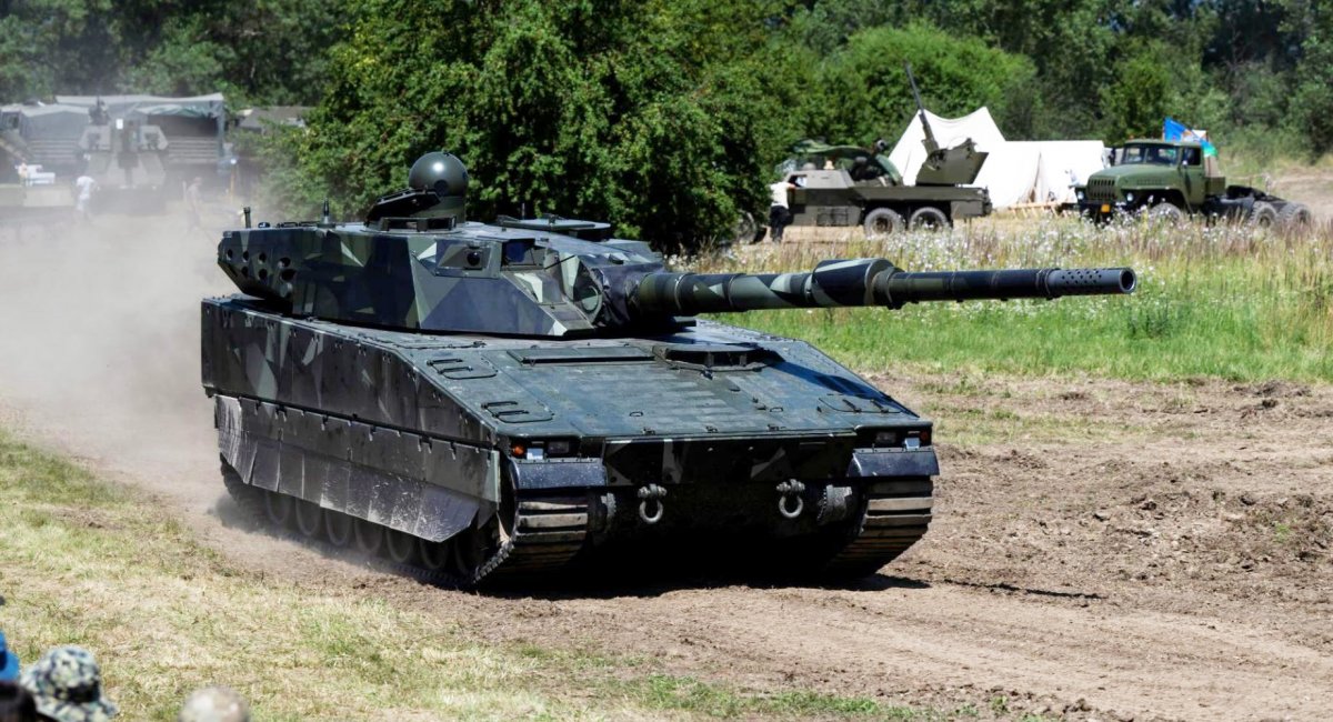 CV90120 на танкових днях у Словаччині. Фото: BAE Systems Hägglunds