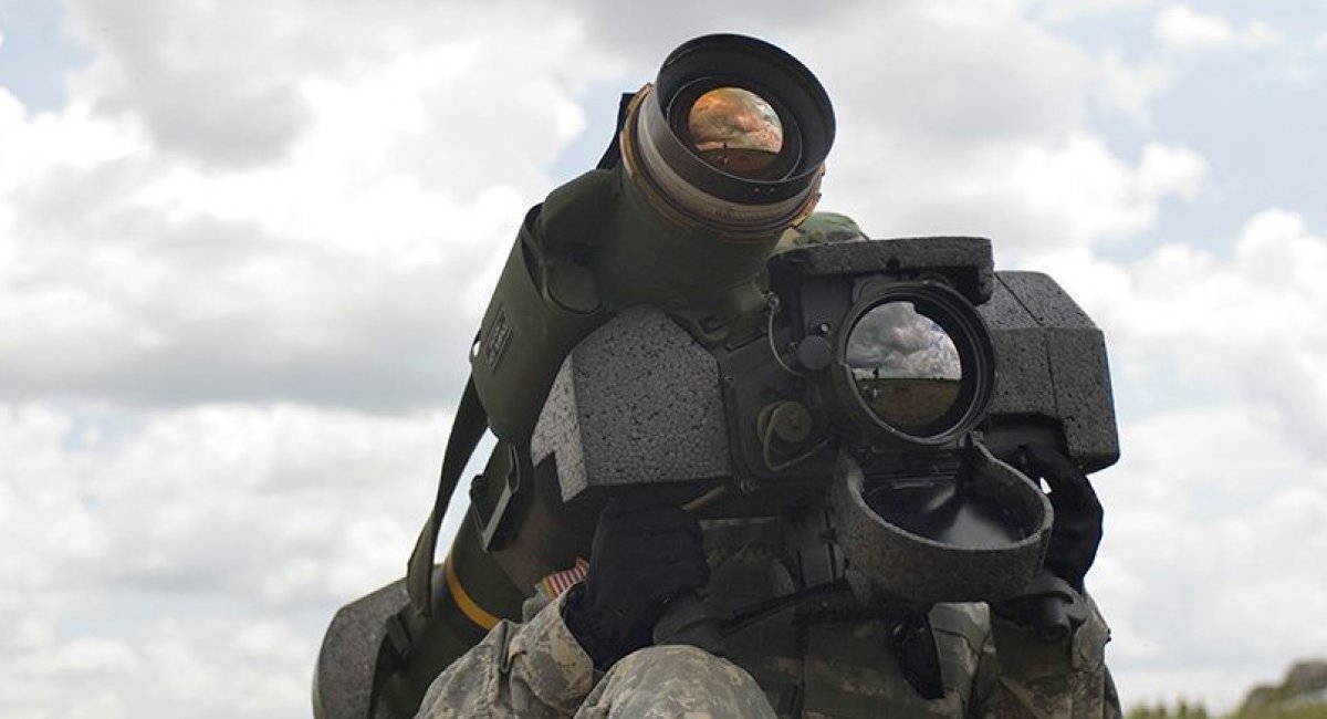 ПТРК Javelin палив танки рашистів у 2022 році, а тепер зроблять ще кращим з новою ГСН, але розробить її інша компанія