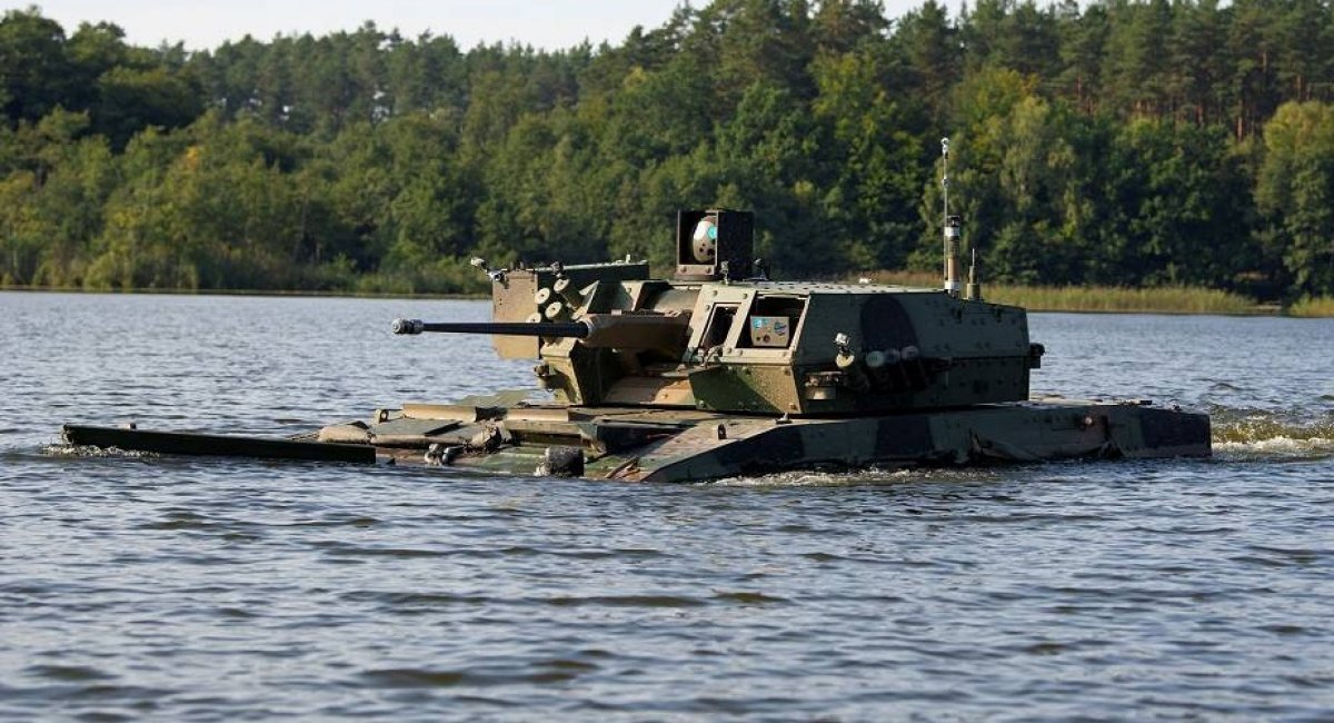 Borsuk - це гусенична плаваюча бойова машина піхоти / Фото: PGZ