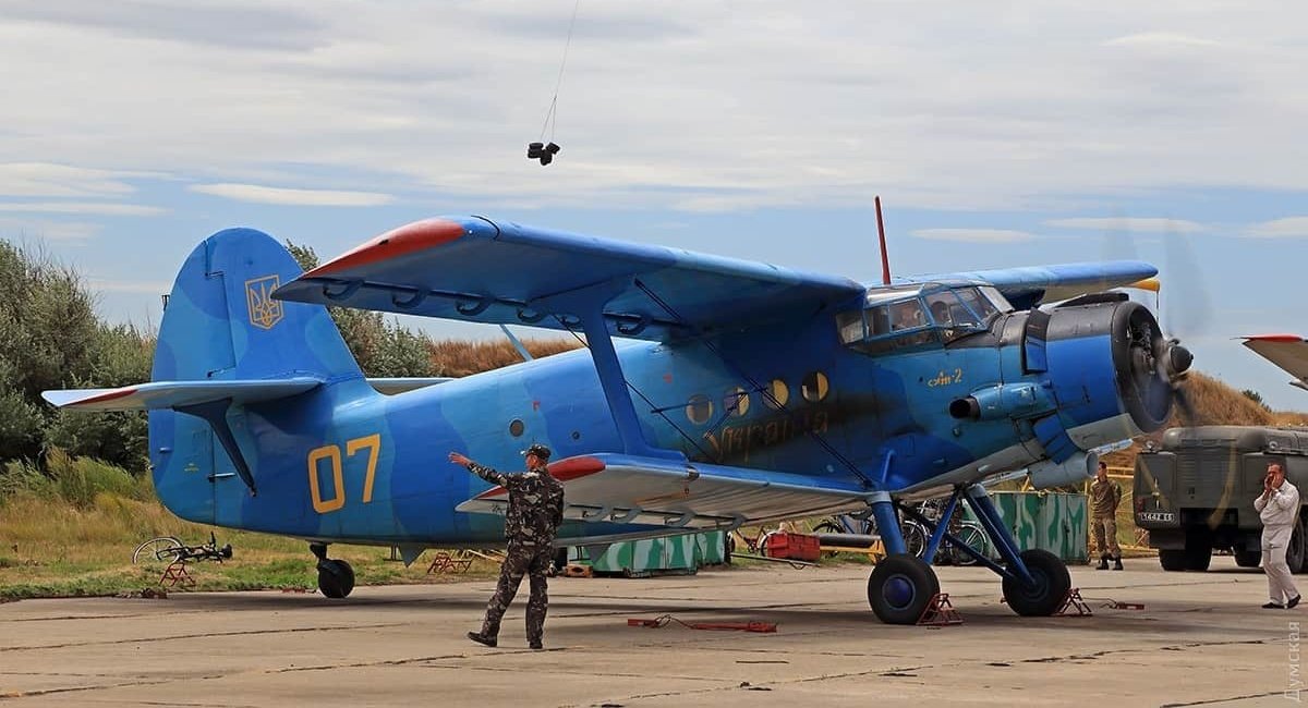 Літак Ан-2 Морської авіації ВМС України, ілюстративне фото довоєнних часів