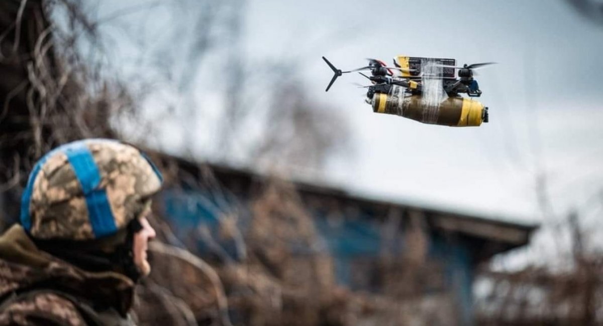 Війна безпілотників як вона є: відео, як наші дрони збивають російські Zala та "Орлани"