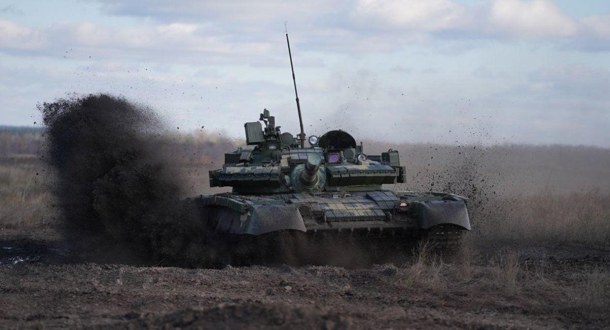 "Відкрити" простий шлях до експорту зброї українським підприємствам мала постанова Кабміну від 8 квітня 2020 року. Проте досі невідомо, чи підписав її прем'єр-міністр... Фото: Defense Express