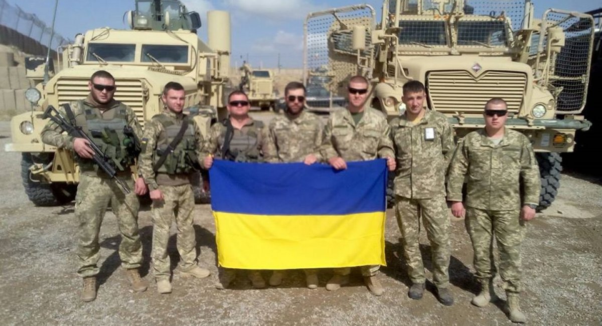 Українські військові, які знаходились в Афганістані з 31 березня 2008 року, повернулись додому / Фото: МОУ