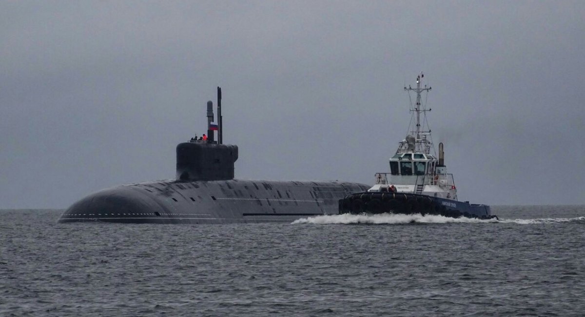 К-555 "Дмитрий Пожарский" під час ходових випробувань, архівне фото з відкритих джерел