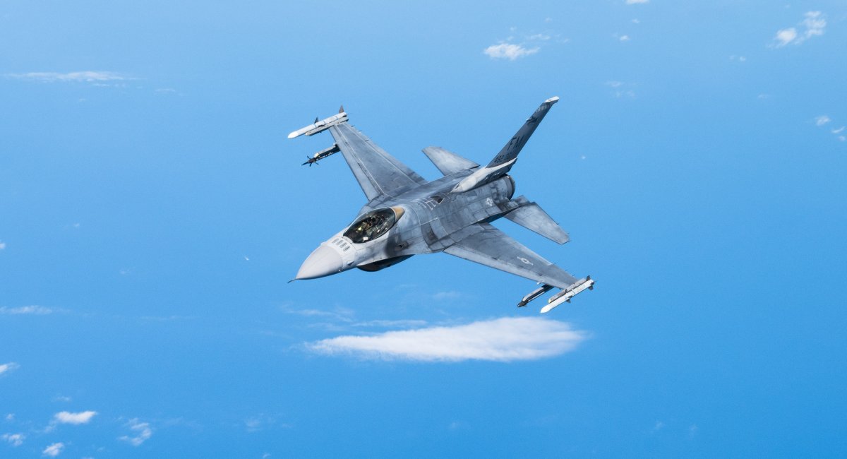 F-16 (фото: US DoD)