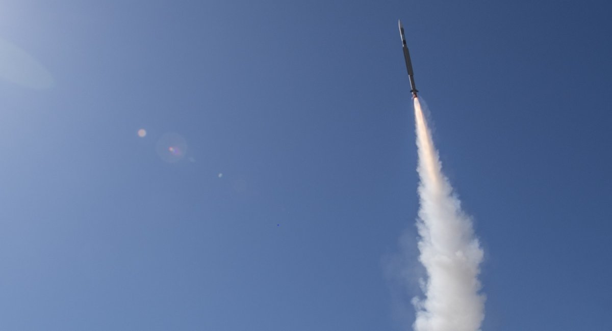 Albatros NG використовує ракету CAMM-ER