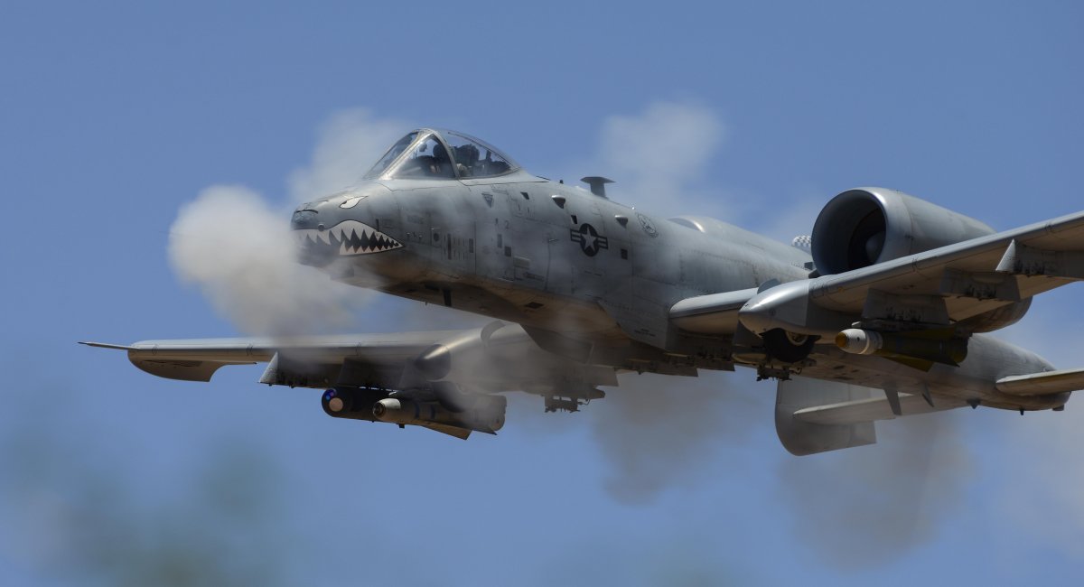 Американський штурмовик A-10. Всі фото - U.S. Air Force