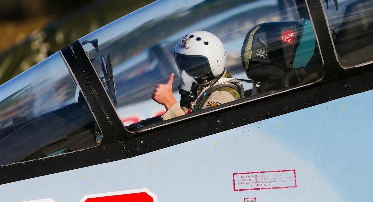 Ілюстративне фото пілота "ВКС" РФ, який відбомбився по Бєлгороду