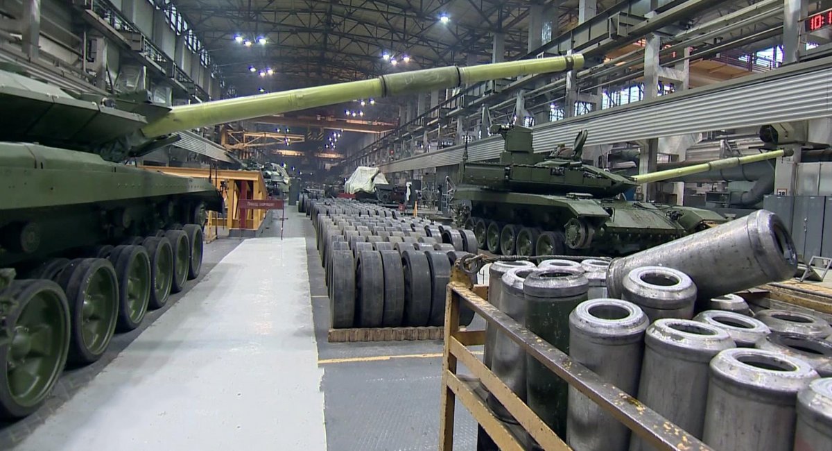 РФ виготовляє бронетехніку зі сталі з окупованих територій України