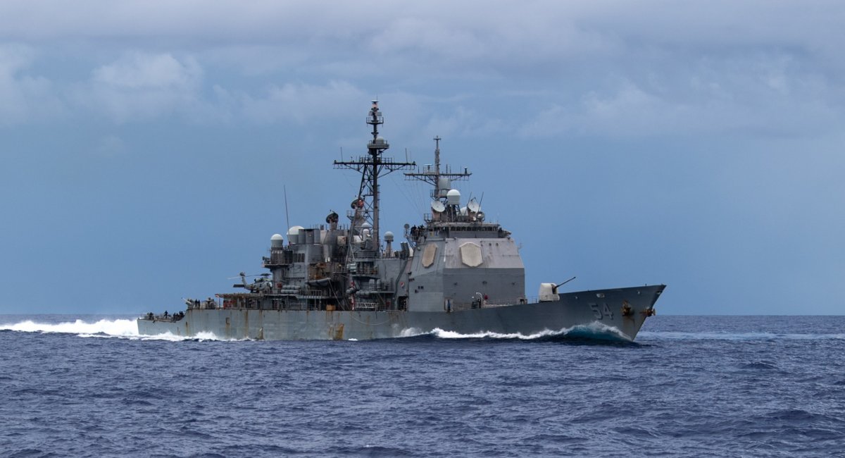 USS Antietam (CG 54) класу Ticonderoga (всі фото: UD DoD)