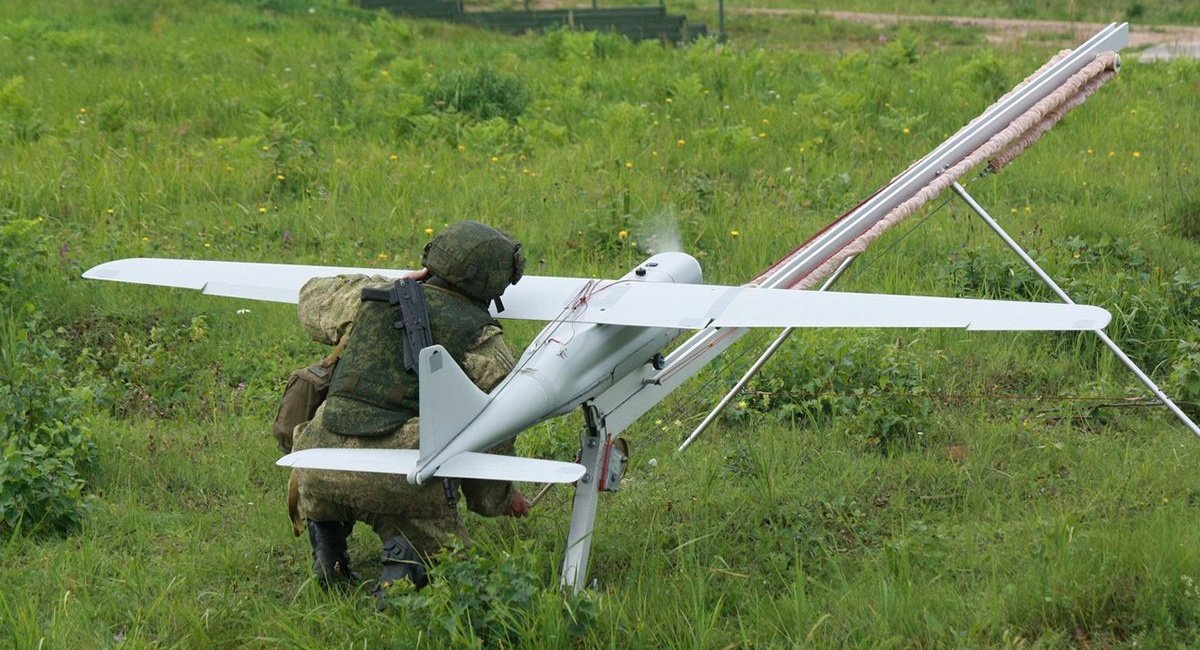 Російські військові готують до запуску БПЛА "Орлан-10", ілюстративне фото довоєнних часів