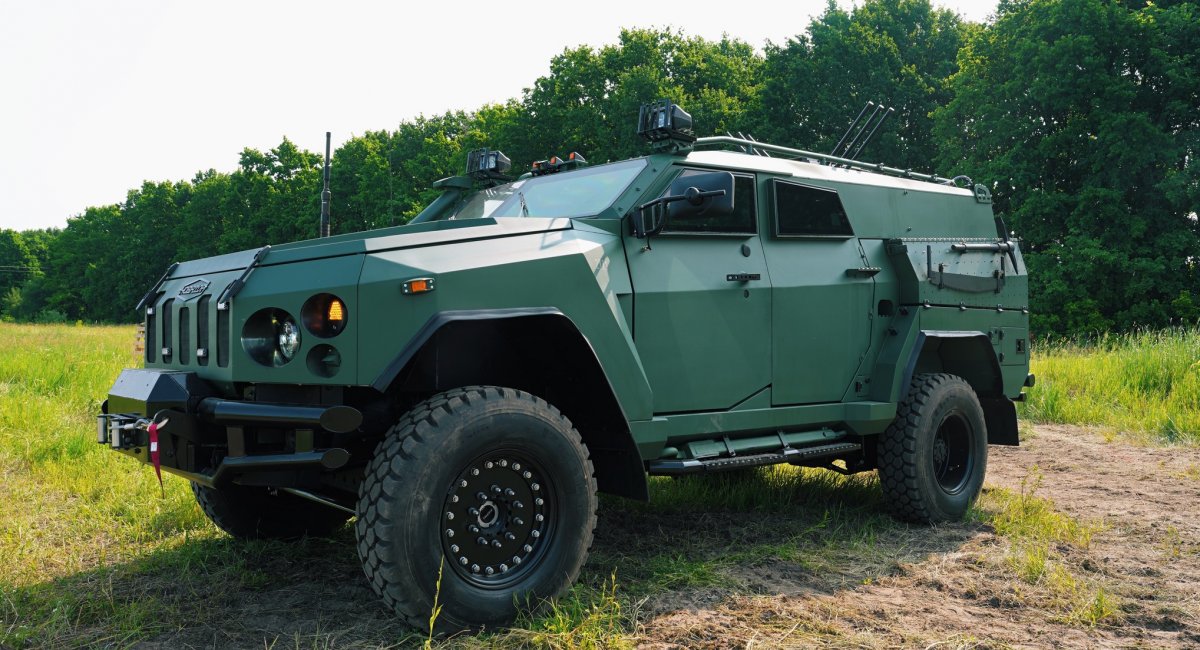 ​Санітарно-евакуаційний бронеавтомобіль "Новатор 2С". Фото: "Українська бронетехніка"