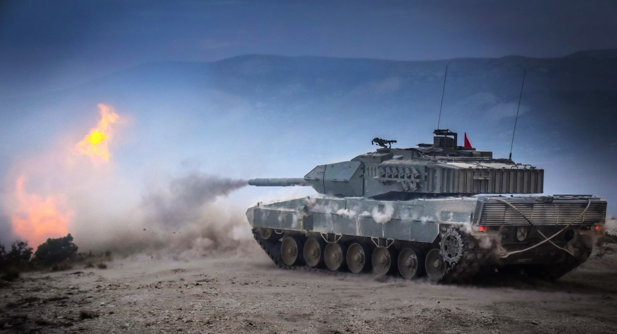 ОБТ Leopard 2E. Фото - Ejército de tierra