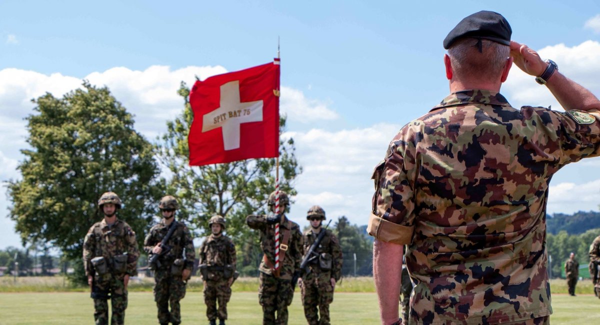 Швейцарії почали активно натякати, що питання нейтралітету відносно зброї для України бути не може