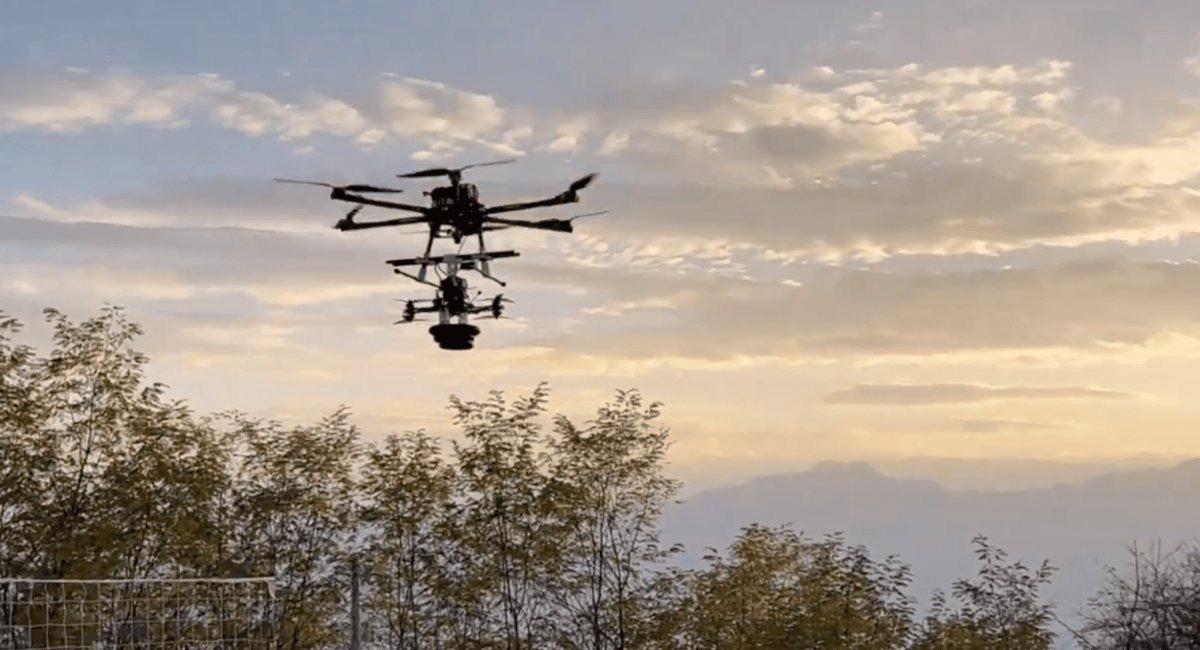 Мультикоптери-"дрононосці" як засіб збільшити дальність FPV-дронів
