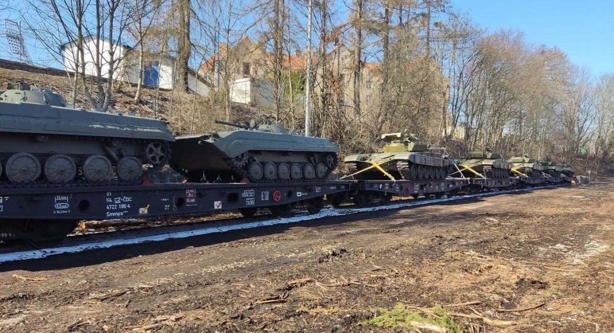 Чехія готує до відправки Т-72 та БМП-1 для ЗСУ, фото ілюстративне