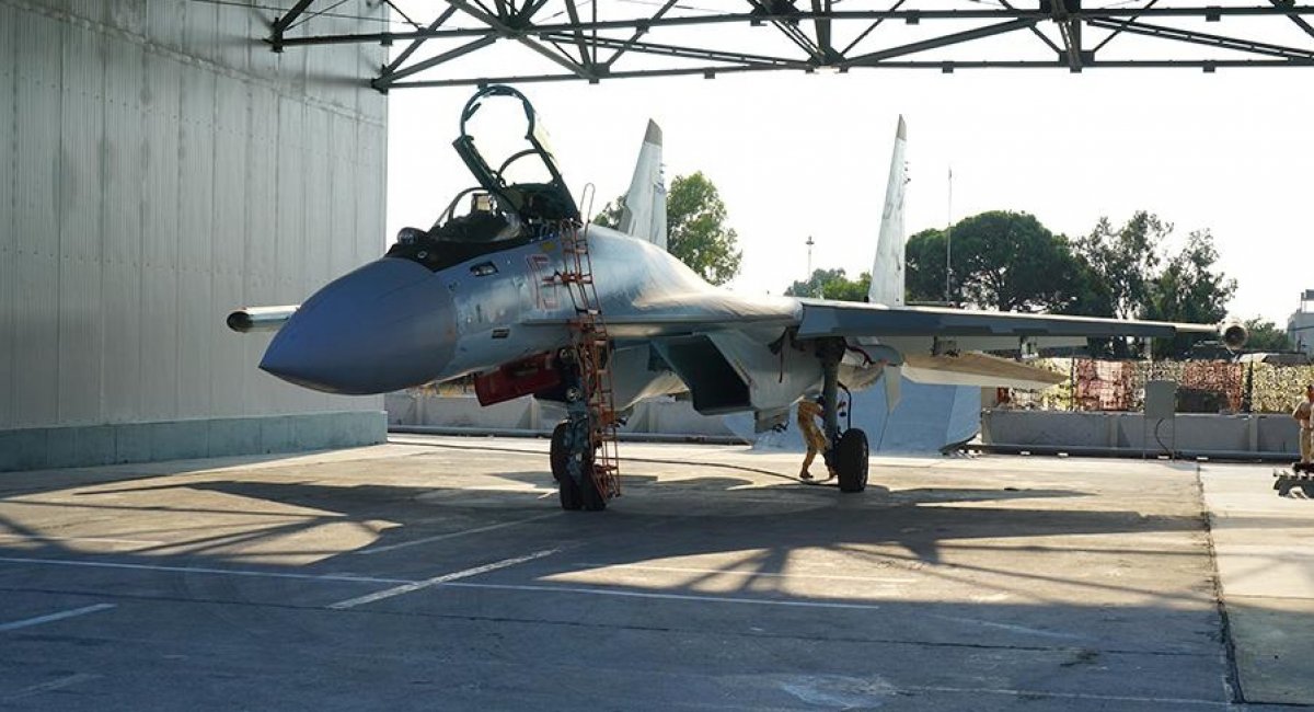 Російський Су-35 на авіабазі "Хмеймім", архівне фото з відкритих джерел