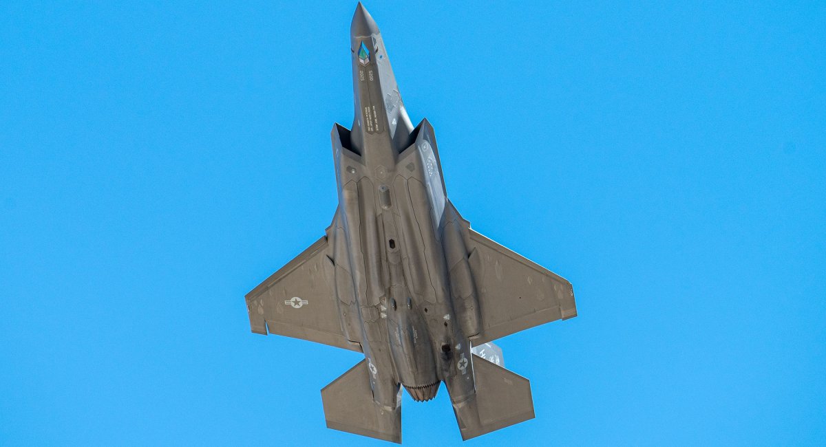 F-35 (всі фото: US DoD)