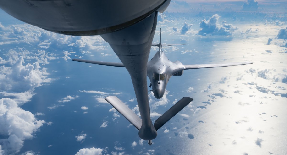 На британській авіабазі "Ферфорд" тепер третина парку B-1B Lancer і це більшість із боєздатних літаків