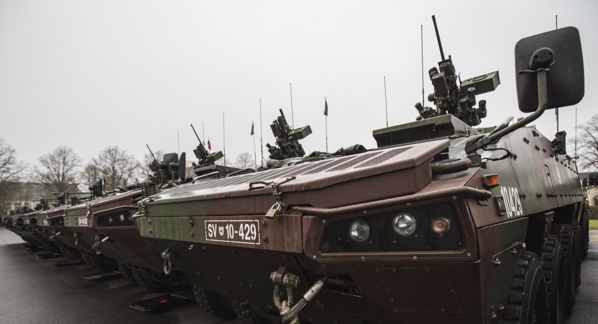 Patria AMV - Svarun ЗС Словенії (фото: Slovenska vojska)