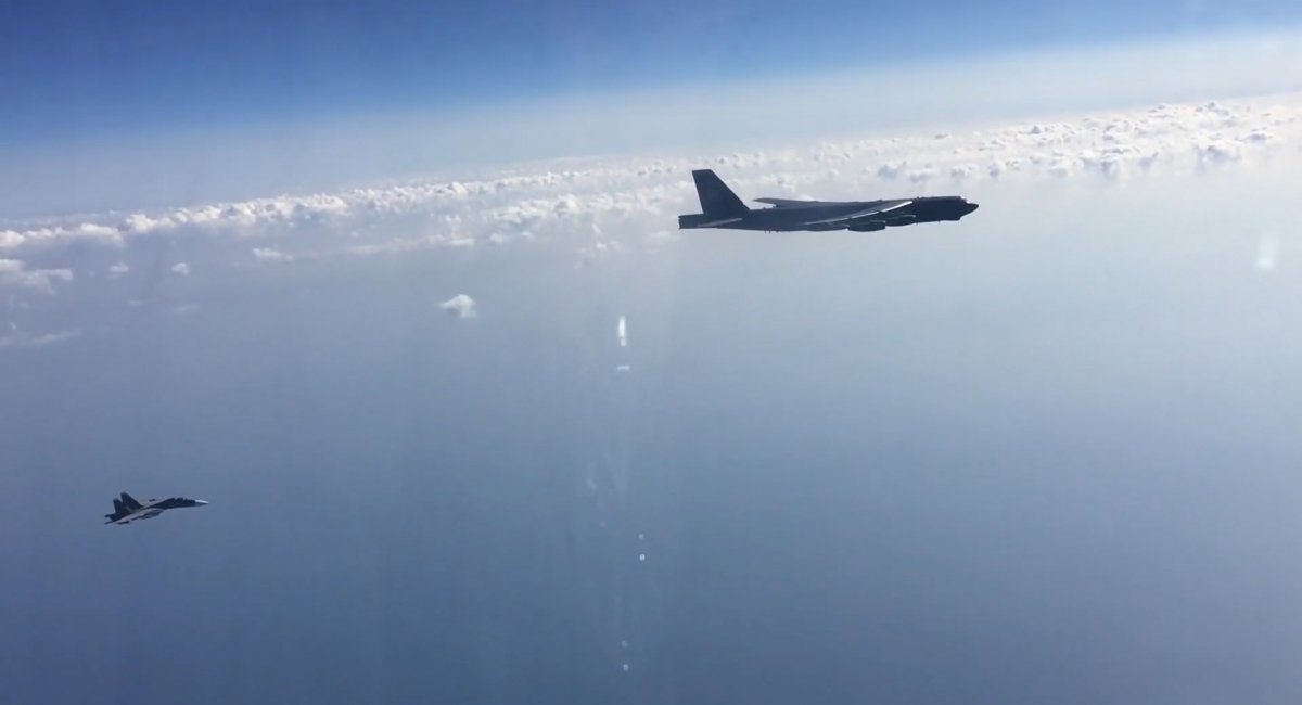 B-52H над Чорним морем