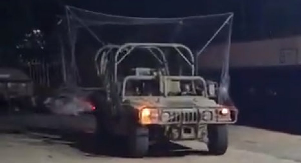 Ізраїль пішов слідами України та РФ, тож встановлює сітки проти FPV-дронів на свої машини під час боїв у Лівані