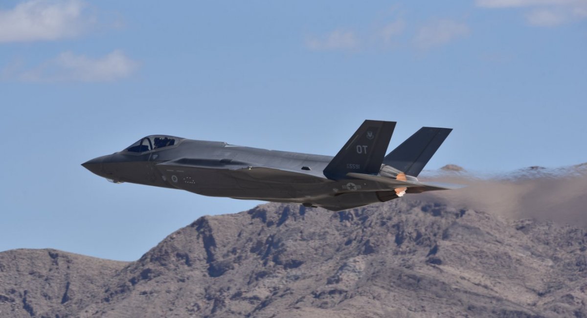 Винищувач 5-го покоління F-35. Фото: US DoW