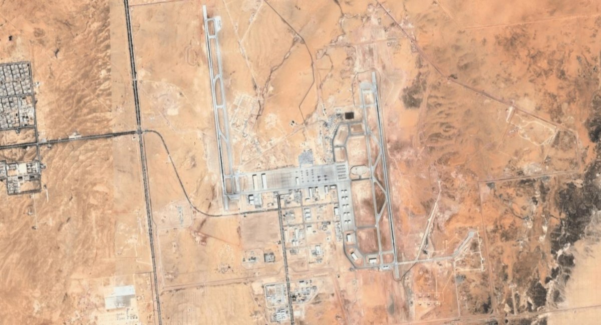 Американська авіабаза Принц Султан у Саудівській Аравії не США зазнавали катастрофічні втрати. Фото - Google Earth