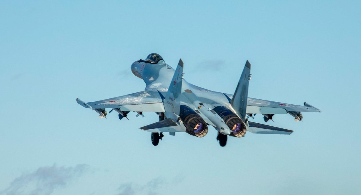 У РФ проти умовних B1B підняли Су-27