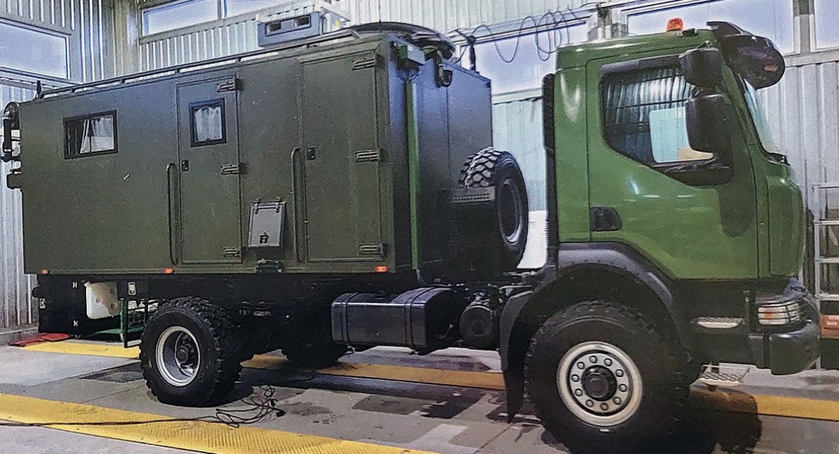 Зразок КШМ К-1450-05 на базі вантажівки Renault Midlum від "Телекард-Прилад"
