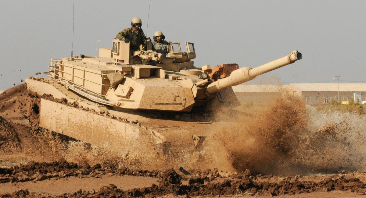 Танк, що замінить M1 Abrams: у мережі "засвітилися" фото моделей Optionally Manned Tank