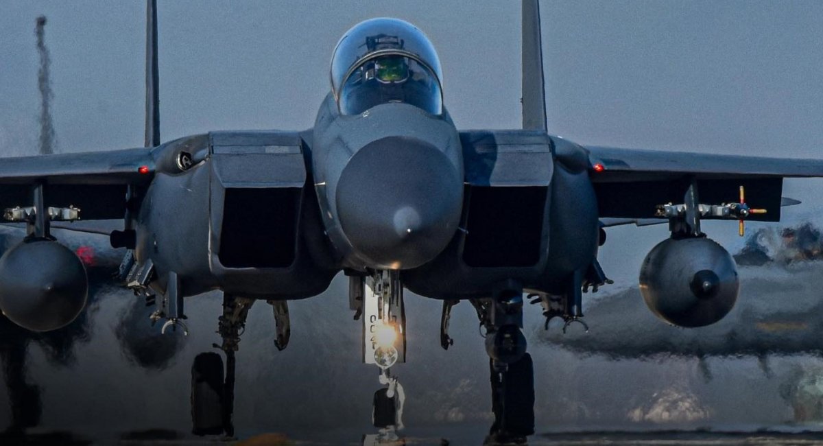 Корея реалізує модернізацію всіх своїх F-15K до рівня аналогічному F-15EX, скільки часу та грошей на це піде