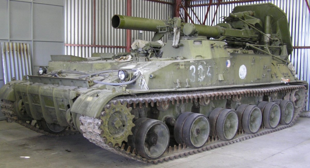 2С4 "Тюльпан" як експонат музею VHM Piešťany, фото з відкритих джерел