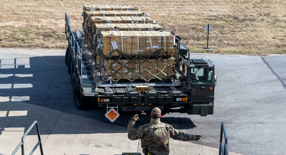 США із затримкою, але оприлюднили зміст останнього у 2024 пакета допомоги Україні озброєнням