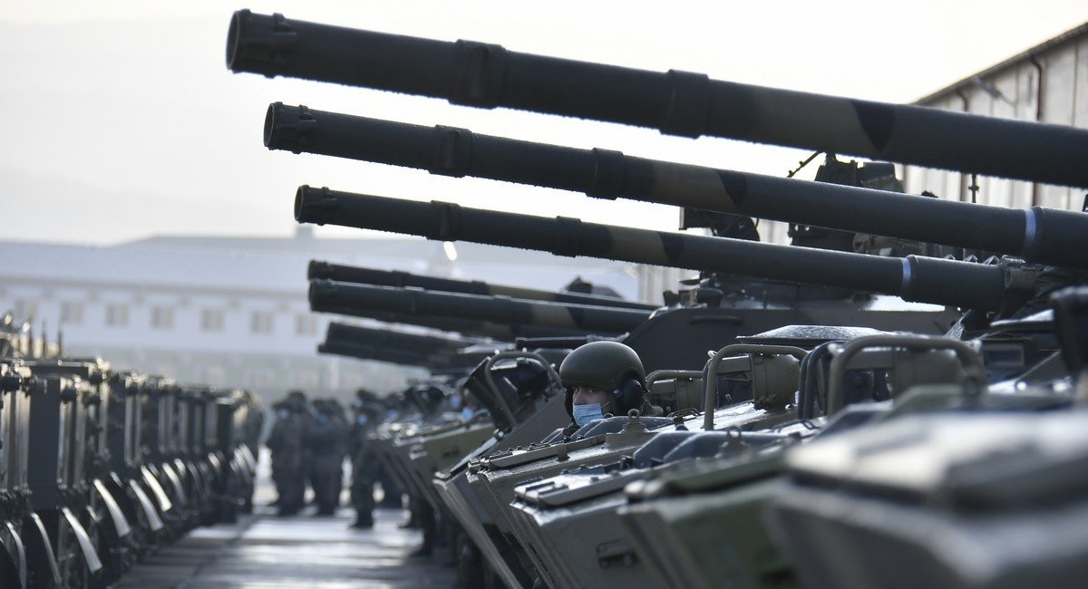 2/3 витрат на оборону Кремль направить на нове озброєння