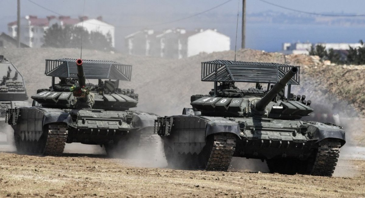Рашисти встановлювали "мангали" на свої танки ще у 2021 році