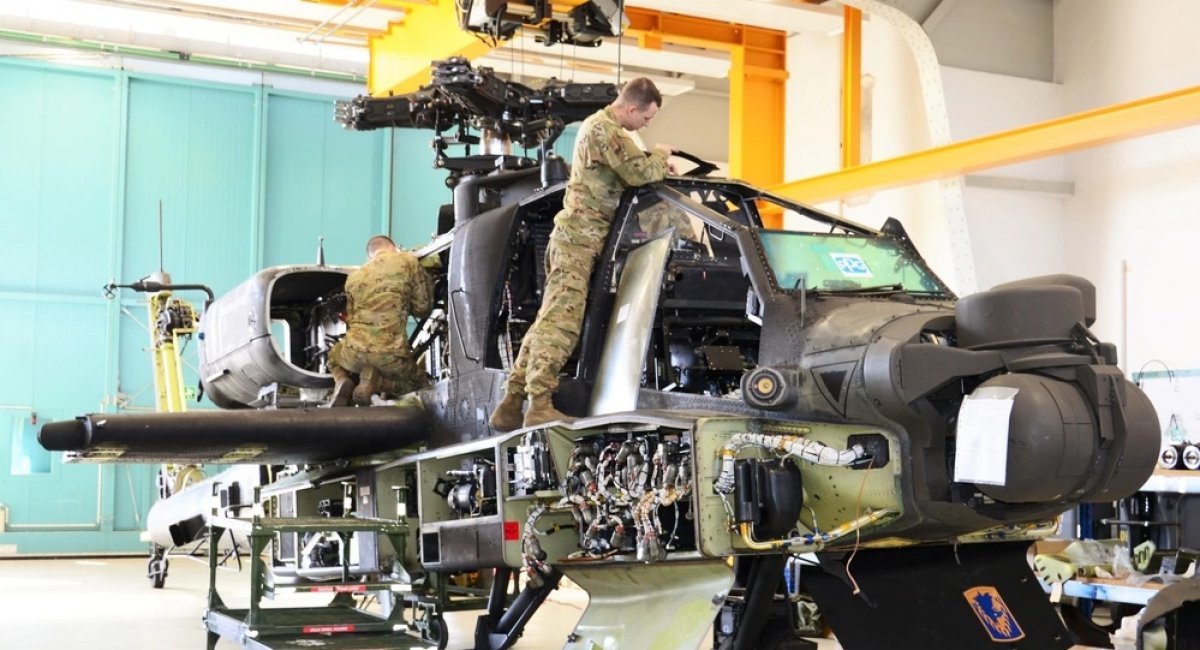 Поруч з Україною буде другий у світі оператор вертольотів Apache, який матиме найбільший в Європі центр обслуговування