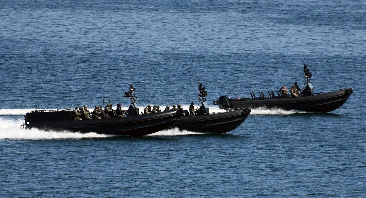 Рашисти на човнах типу БК-10, ілюстративне фото з відкритих джерел