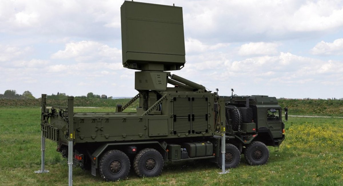 РЛС TRML-4D, яка входить до складу Iris-T SLM