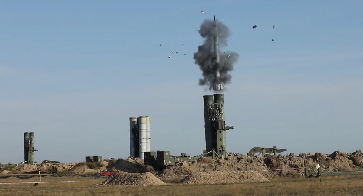 ​Повітряну атаку відбито: біля Криму відпрацювали пуски зенітних ракет