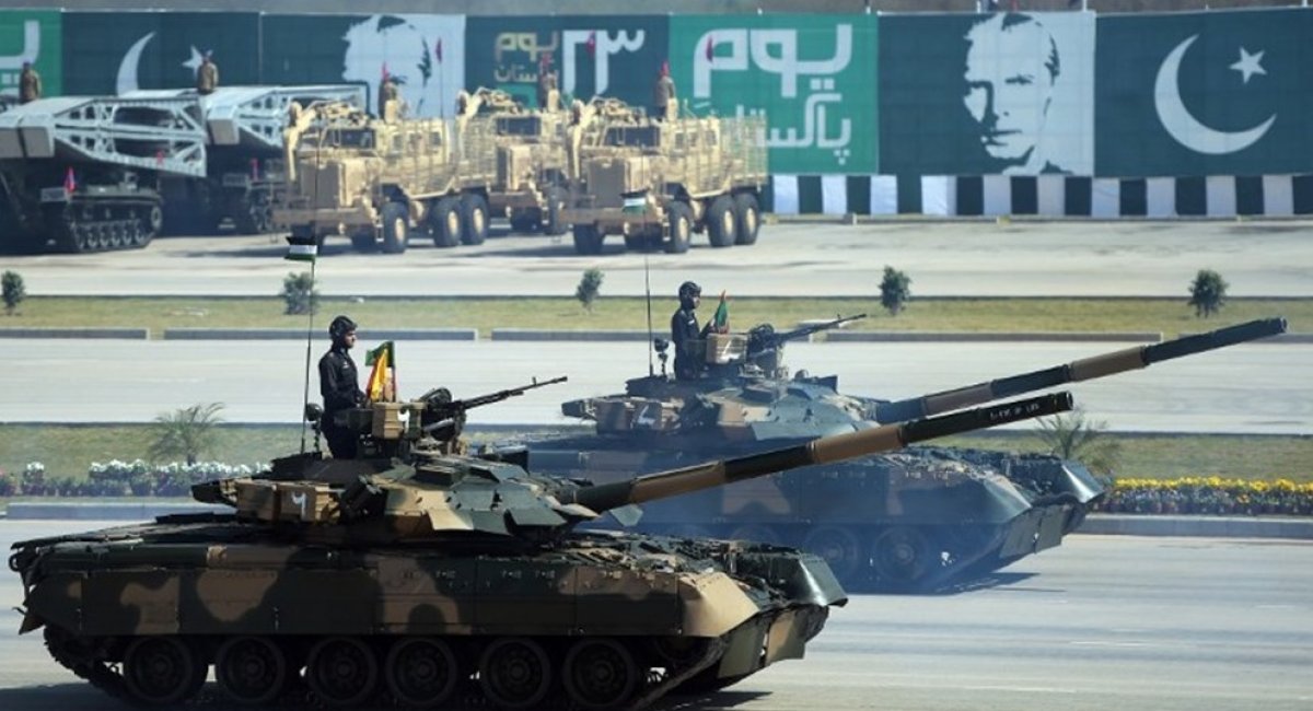 Танк Т-80УД – найбільш яскравий символ оборонної співпраці між Україною та Пакистаном
