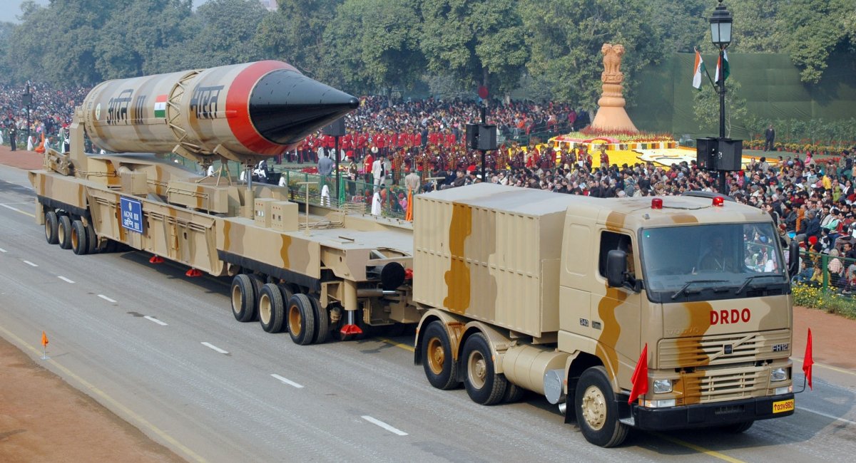 Індійська балістична ракета середньої дальності Agni-3, ілюстративне фото з відкритих джерел