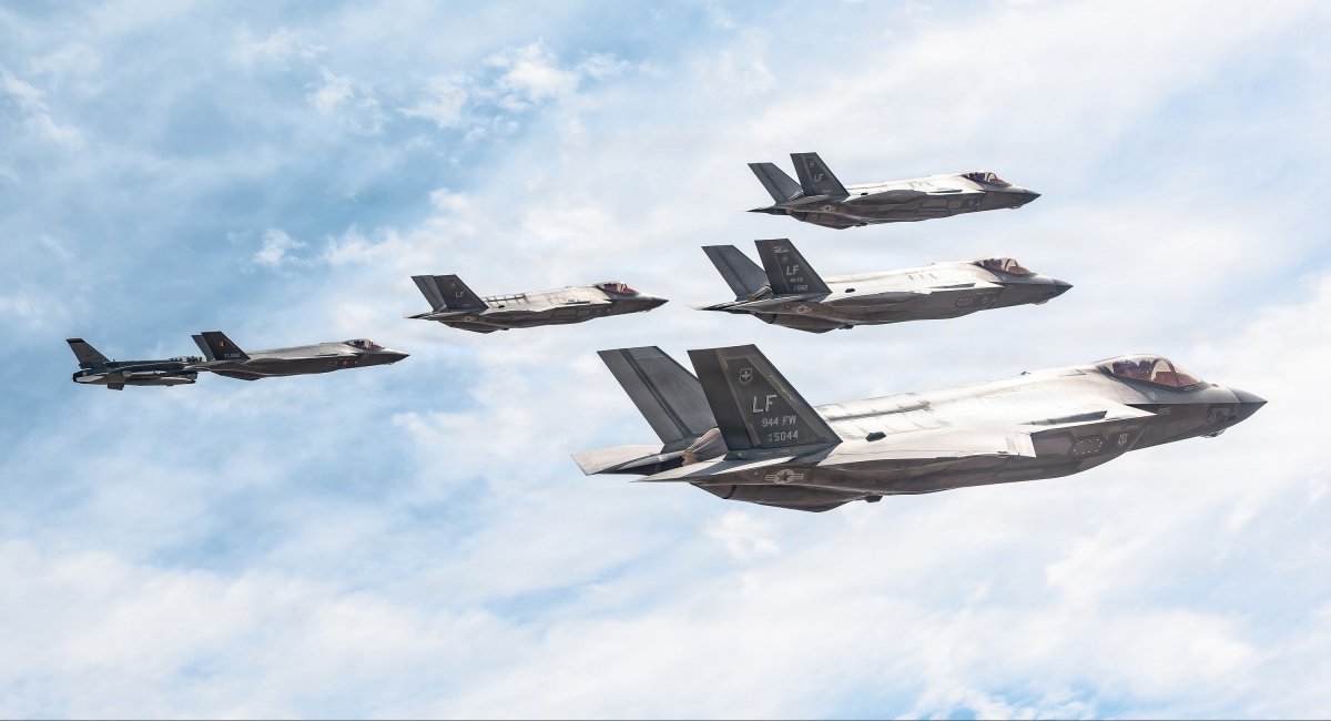 F-35 (всі фото: US DoD)