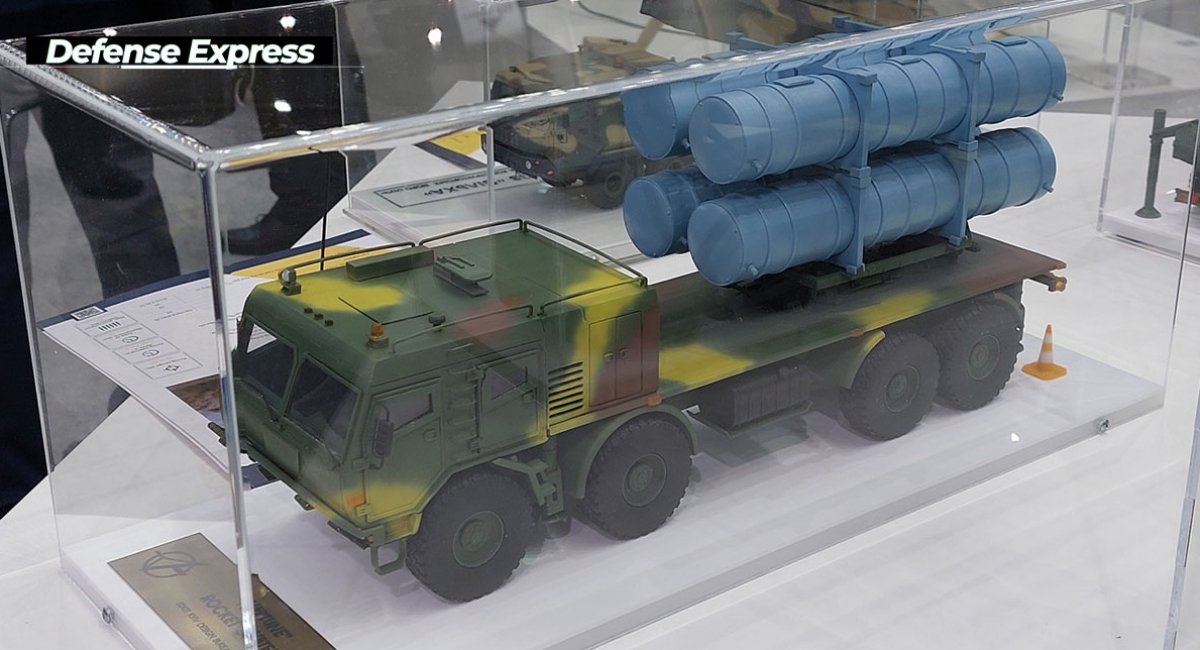Макет нової пускової установки берегової версії РК-360МЦ "Нептун" на шасі Tatra