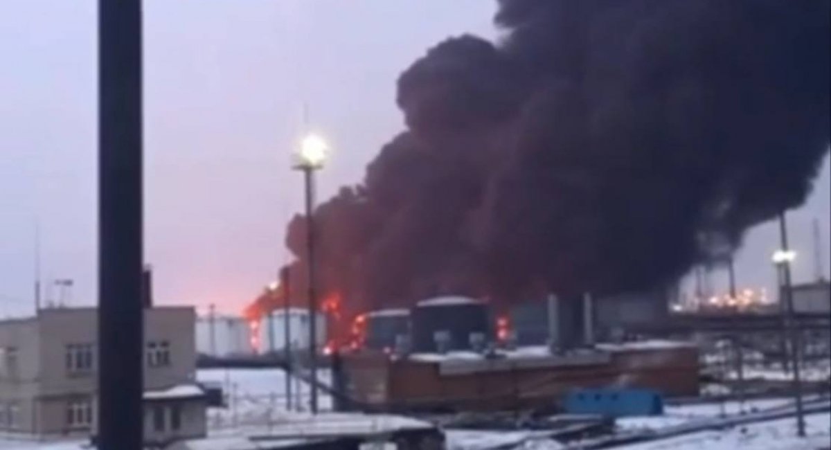 Пожежа після влучання по Рязанському НПЗ, 13 березня 2024 року, зображення з відкритих джерел
