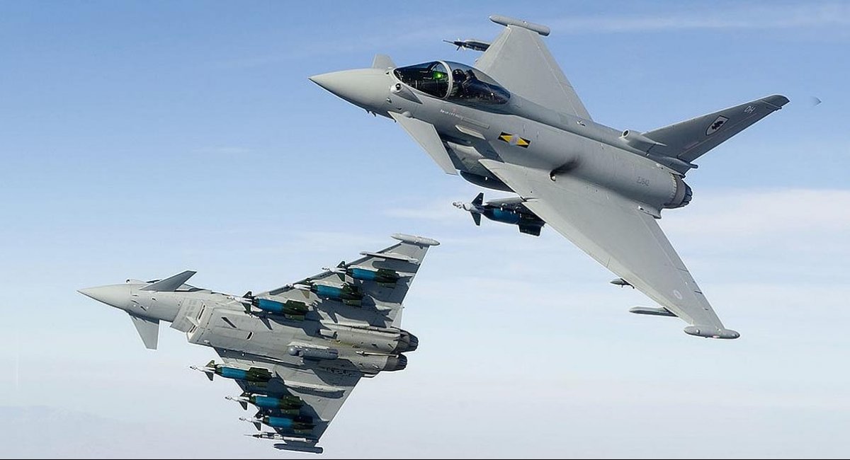 Багатоцільові винищувачі четвертого покоління Eurofighter Typhoon / Фото ілюстративне