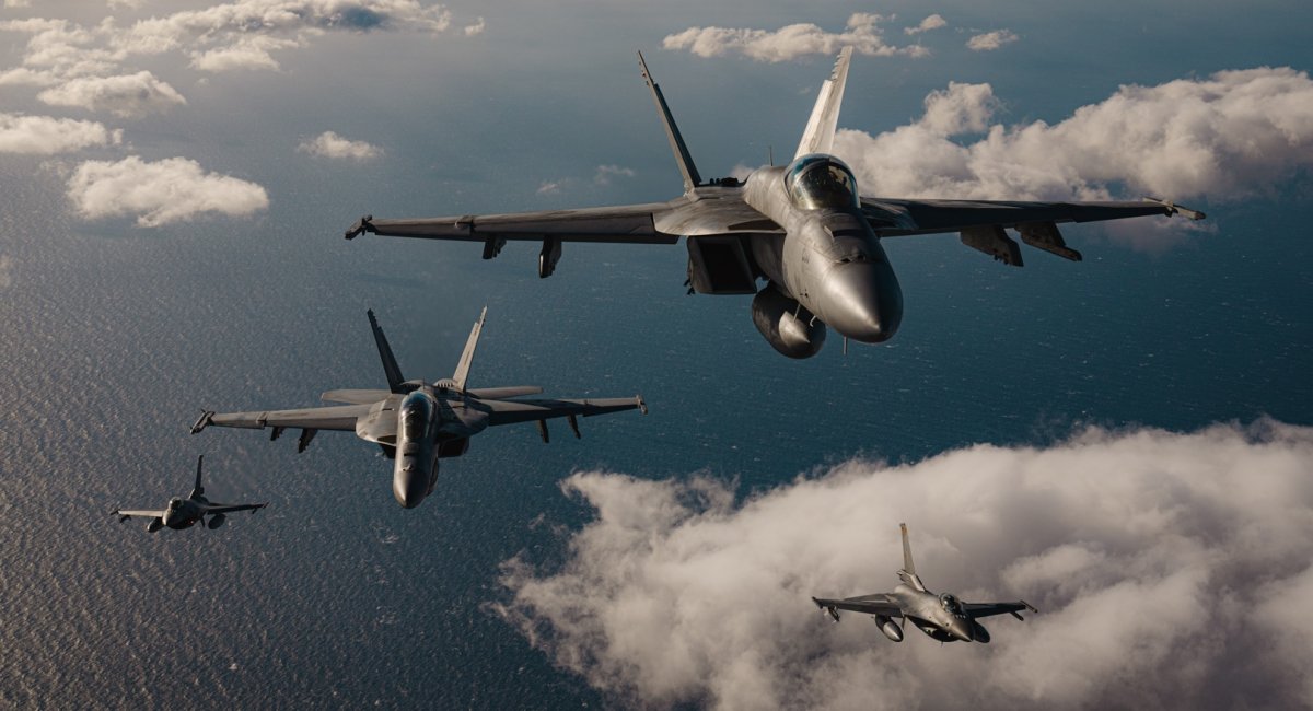 F/A-18 та F-16 (фото: NATO Allied Air Command)