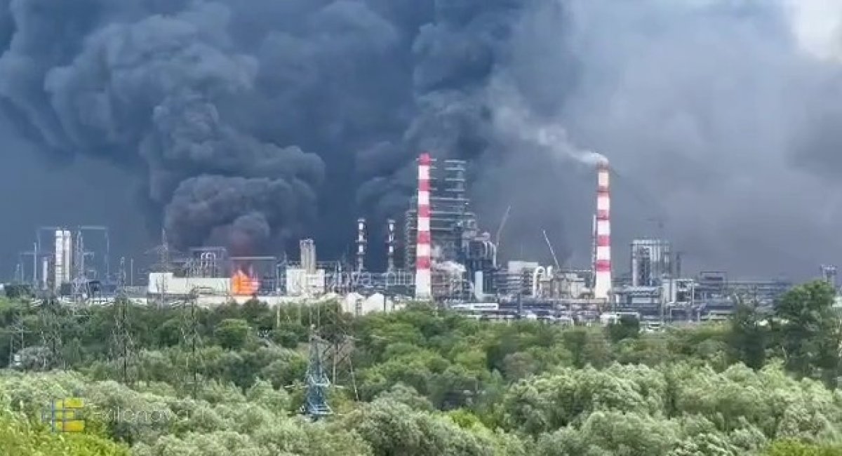 Московській НПЗ у вогні, 18 червня 2026 року