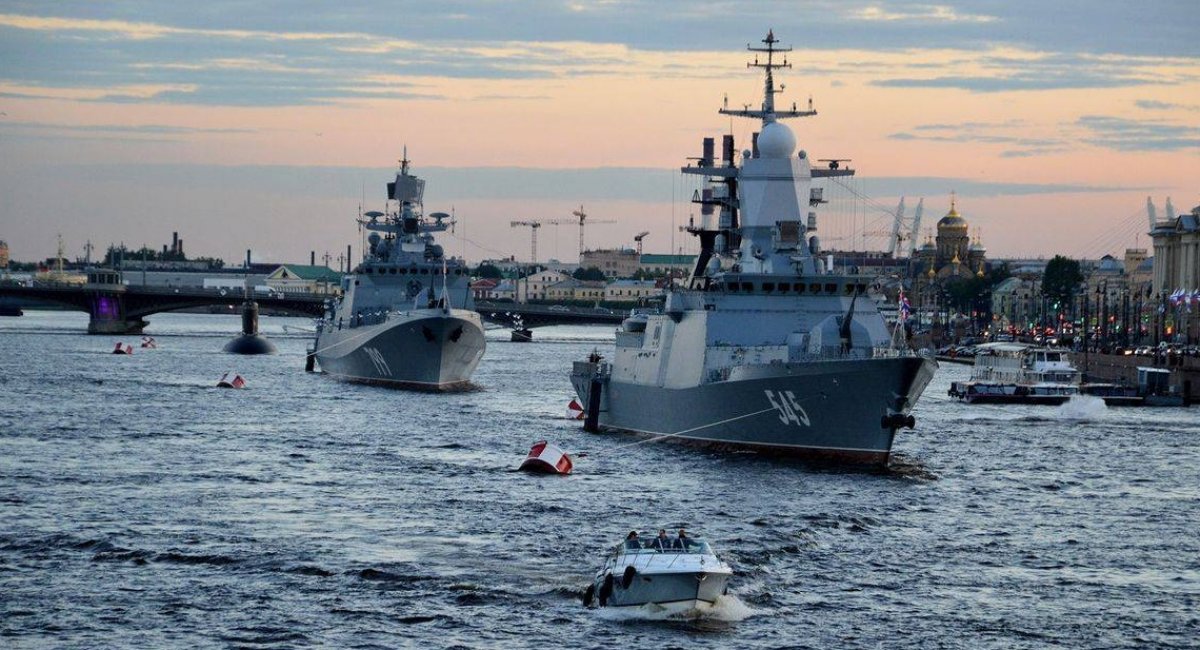 Свої заяви РФ обгрунтовує начебто постійною загрозою від літаків та кораблів військово-морських сил Польщі