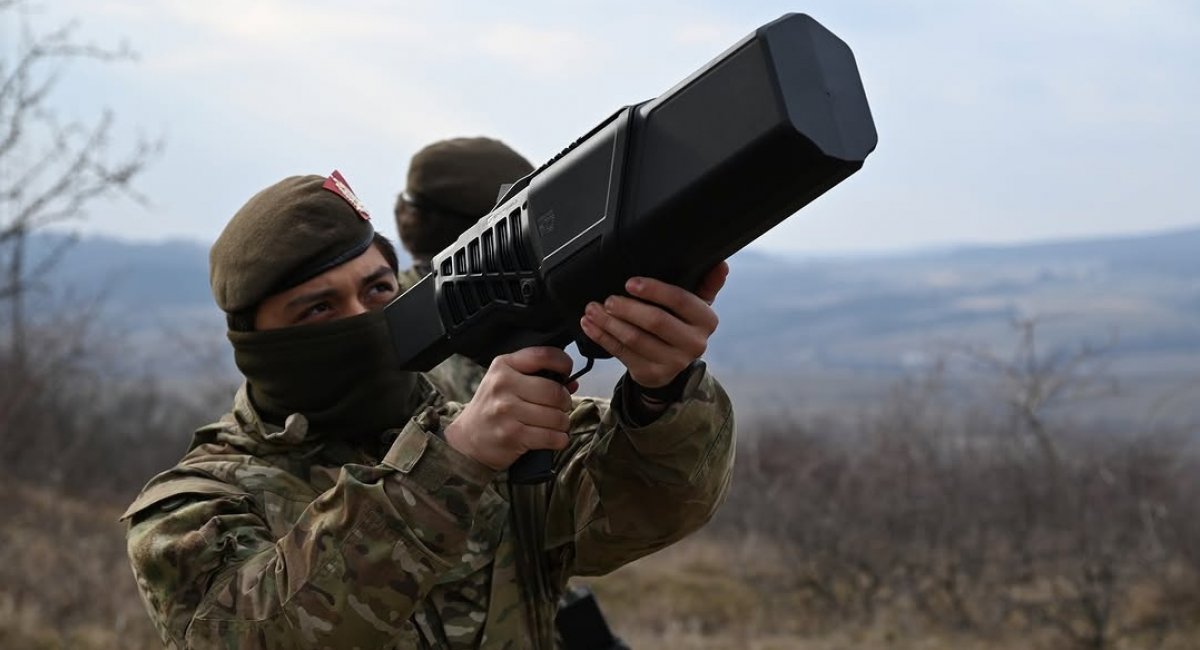 Бельгія на боротьбу із "невідомими дронами" витратить 22 млн євро, але збивати їх все одно не зможе